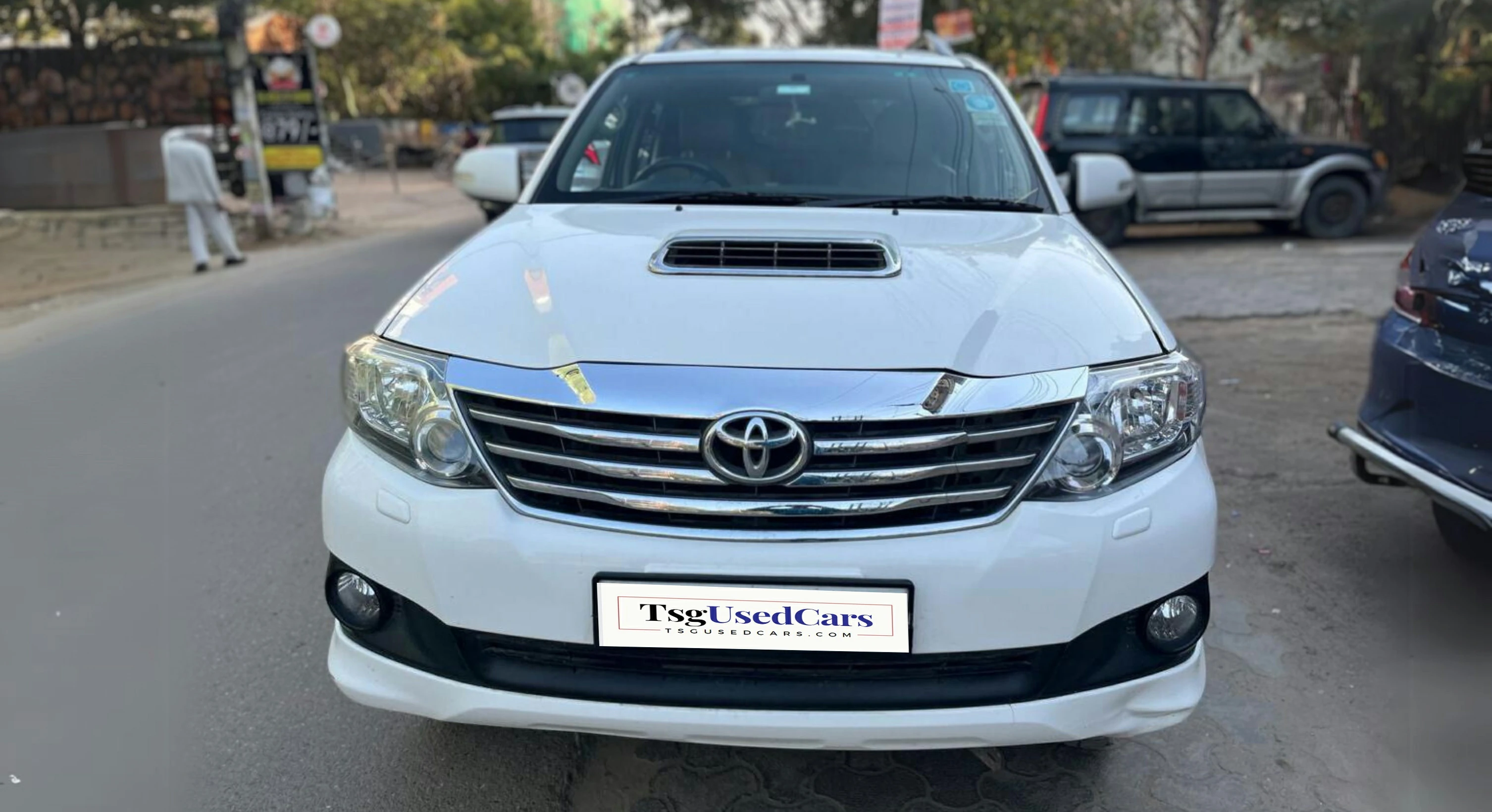 USED TOYOTA FORTUNER