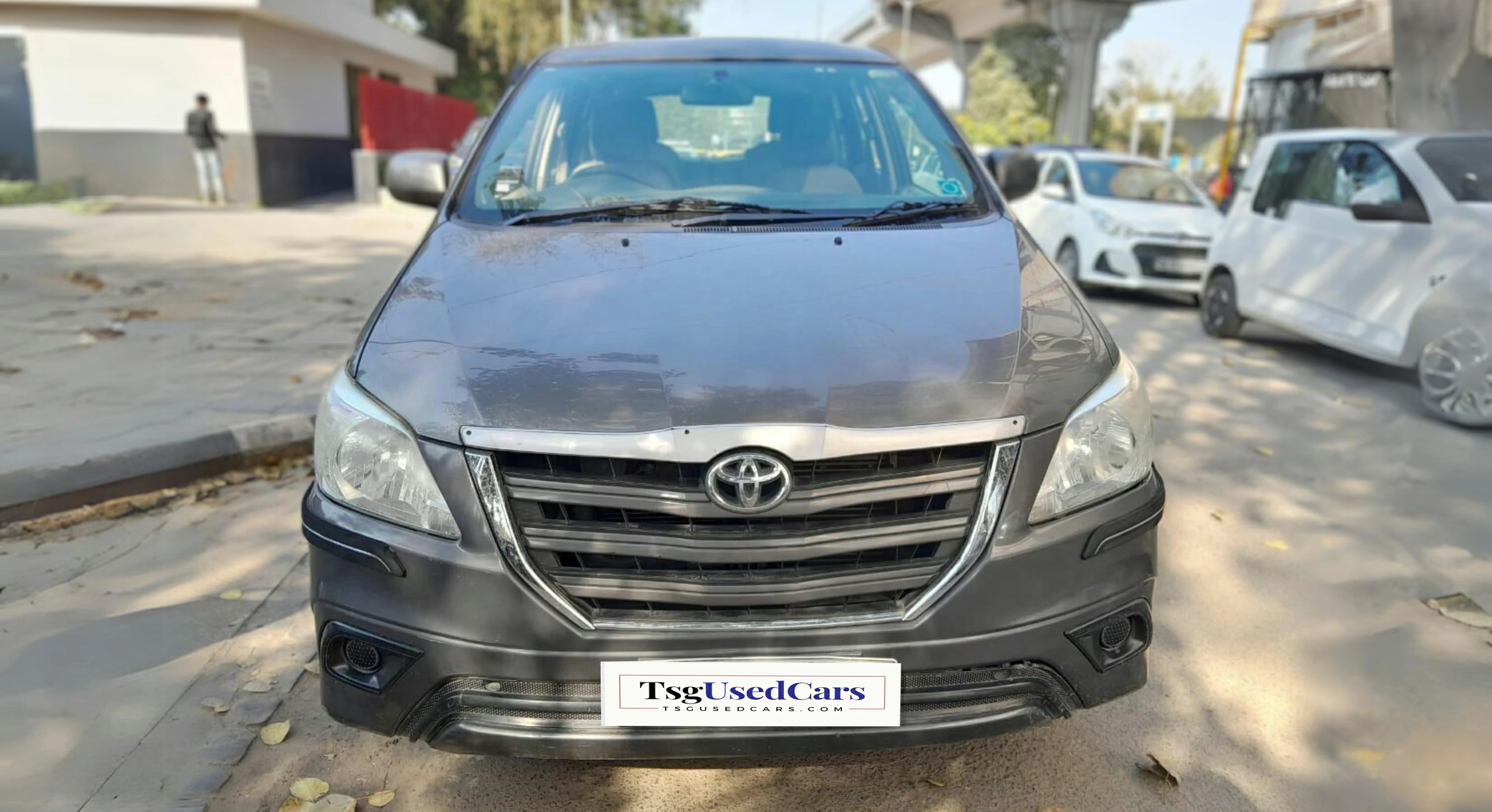 TOYOTA MOTORS	INNOVA	GX 7STR