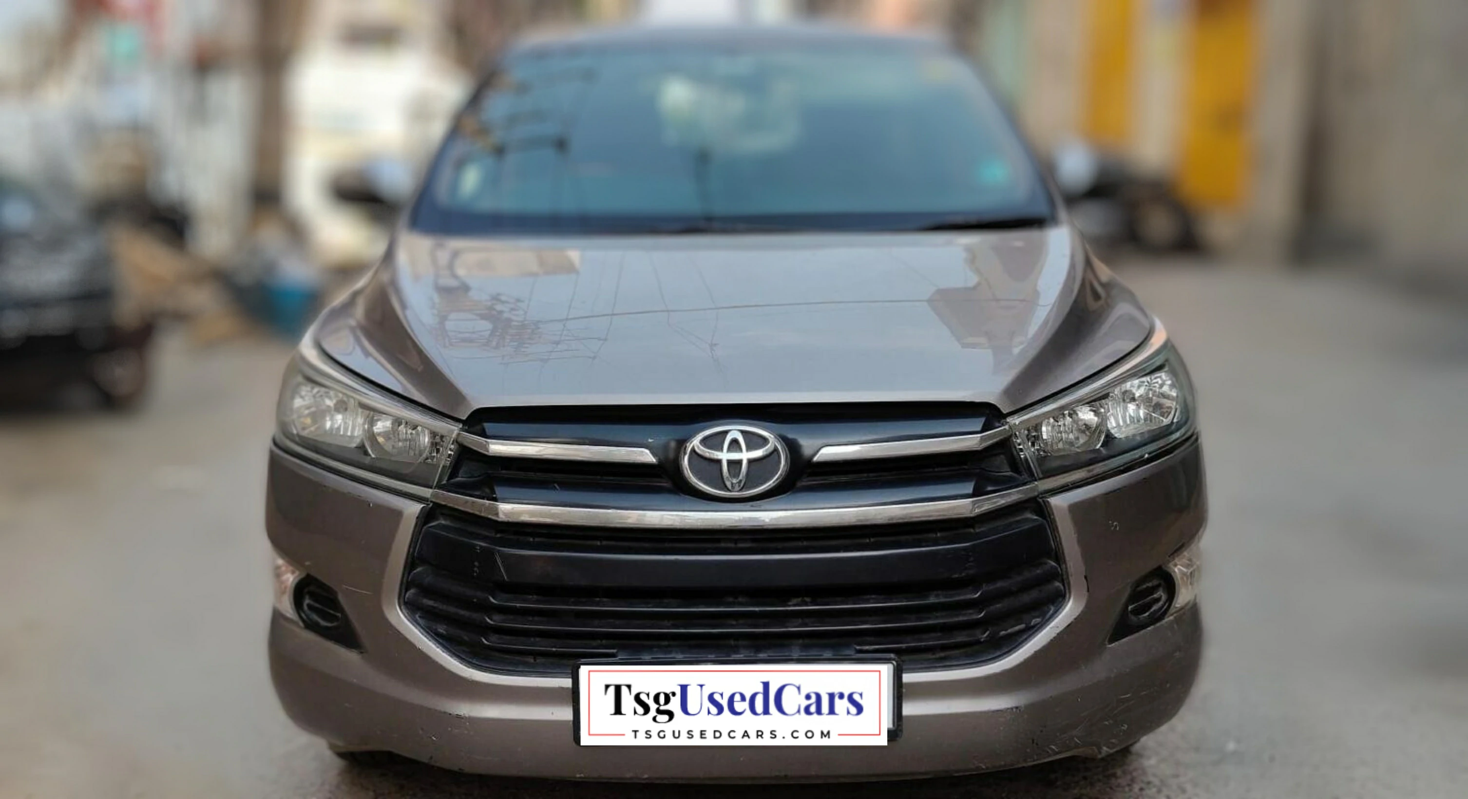 Used TOYOTA MOTORS INNOVA CRYSTA