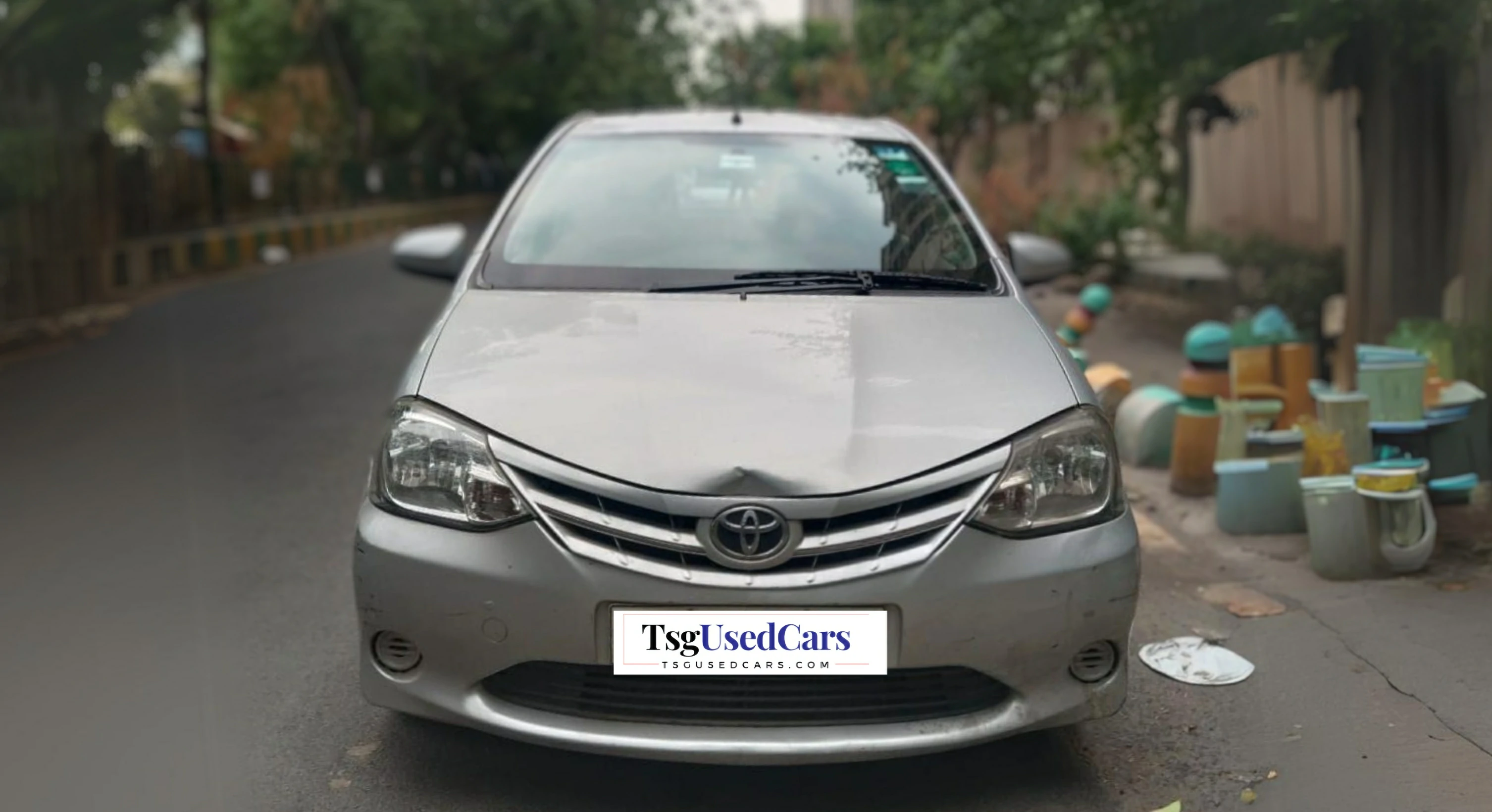 Used TOYOTA LIVA GD 2013