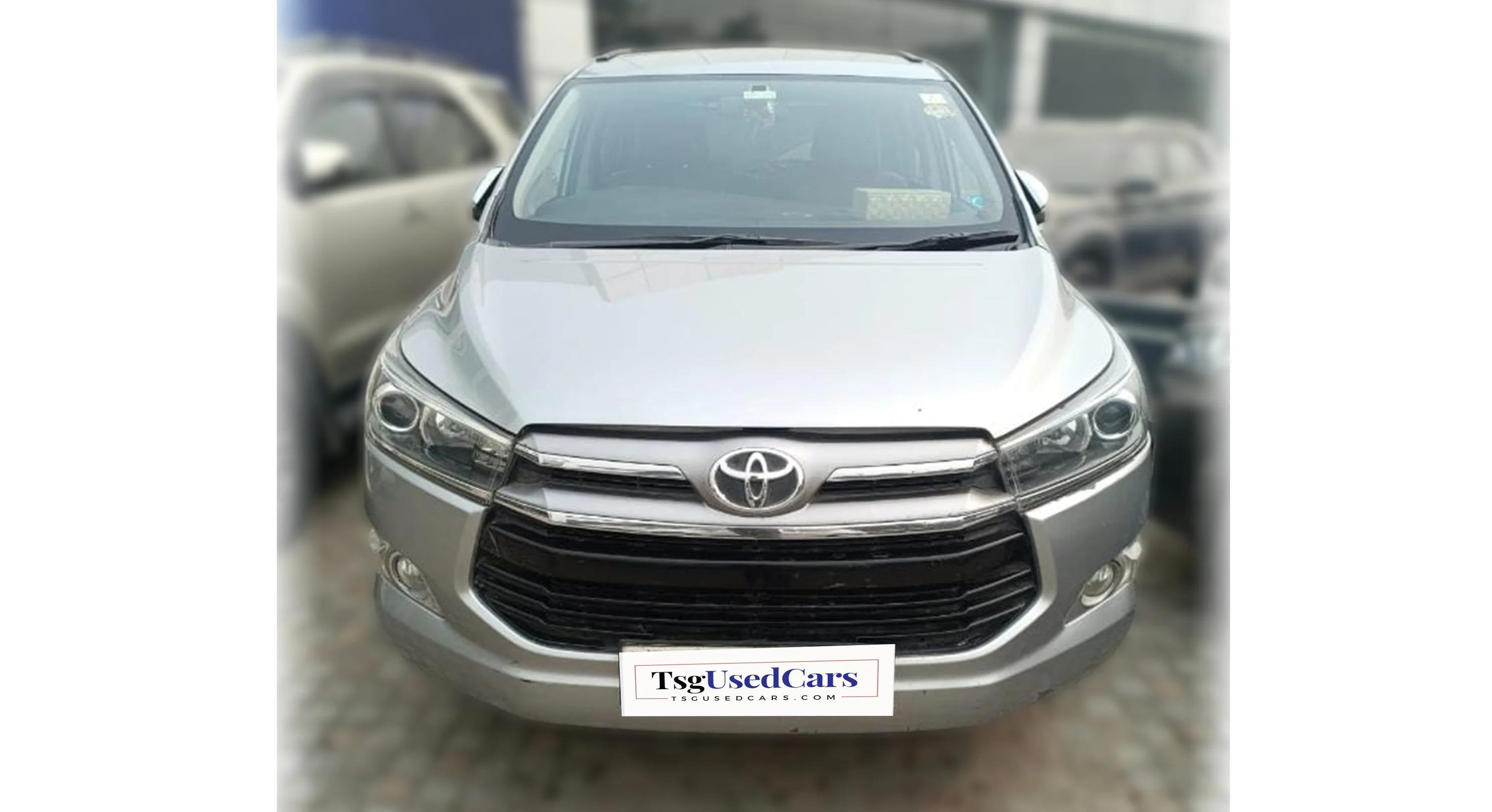 Used Toyota Innova Crysta G 8STR