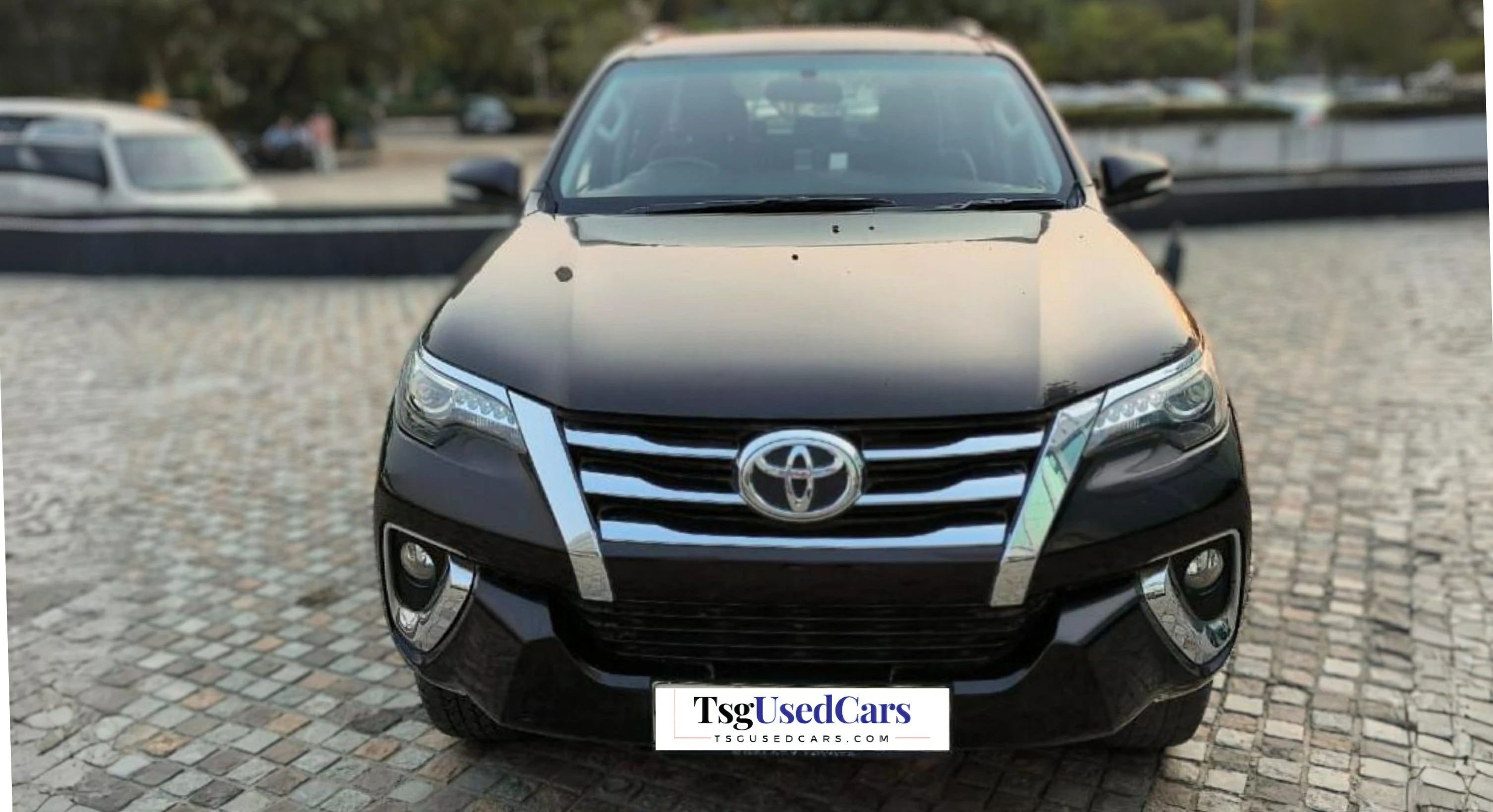 Toyota Fortuner second hand 4X2