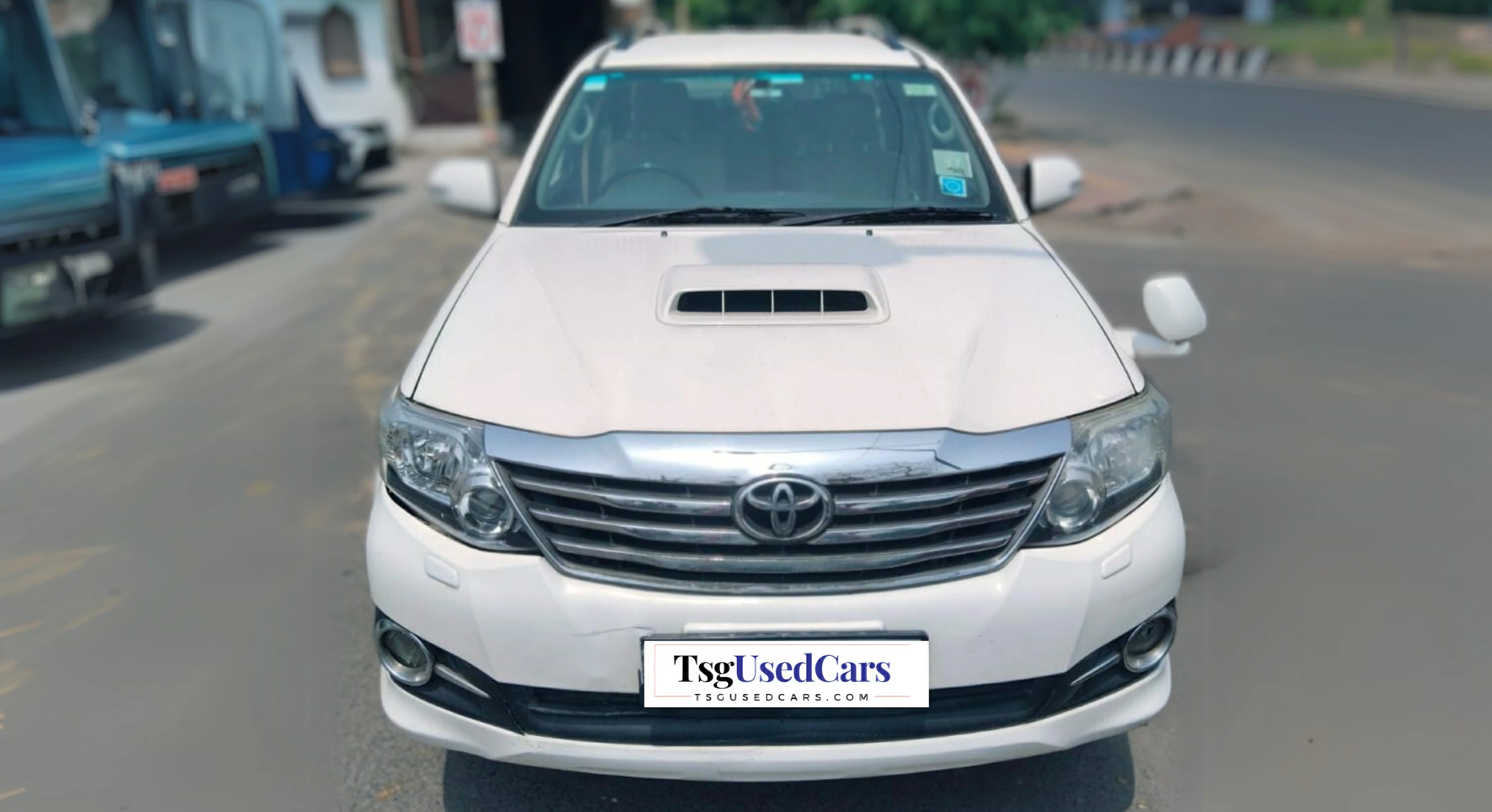 Used TOYOTA FORTUNER 4*2 AT 2015