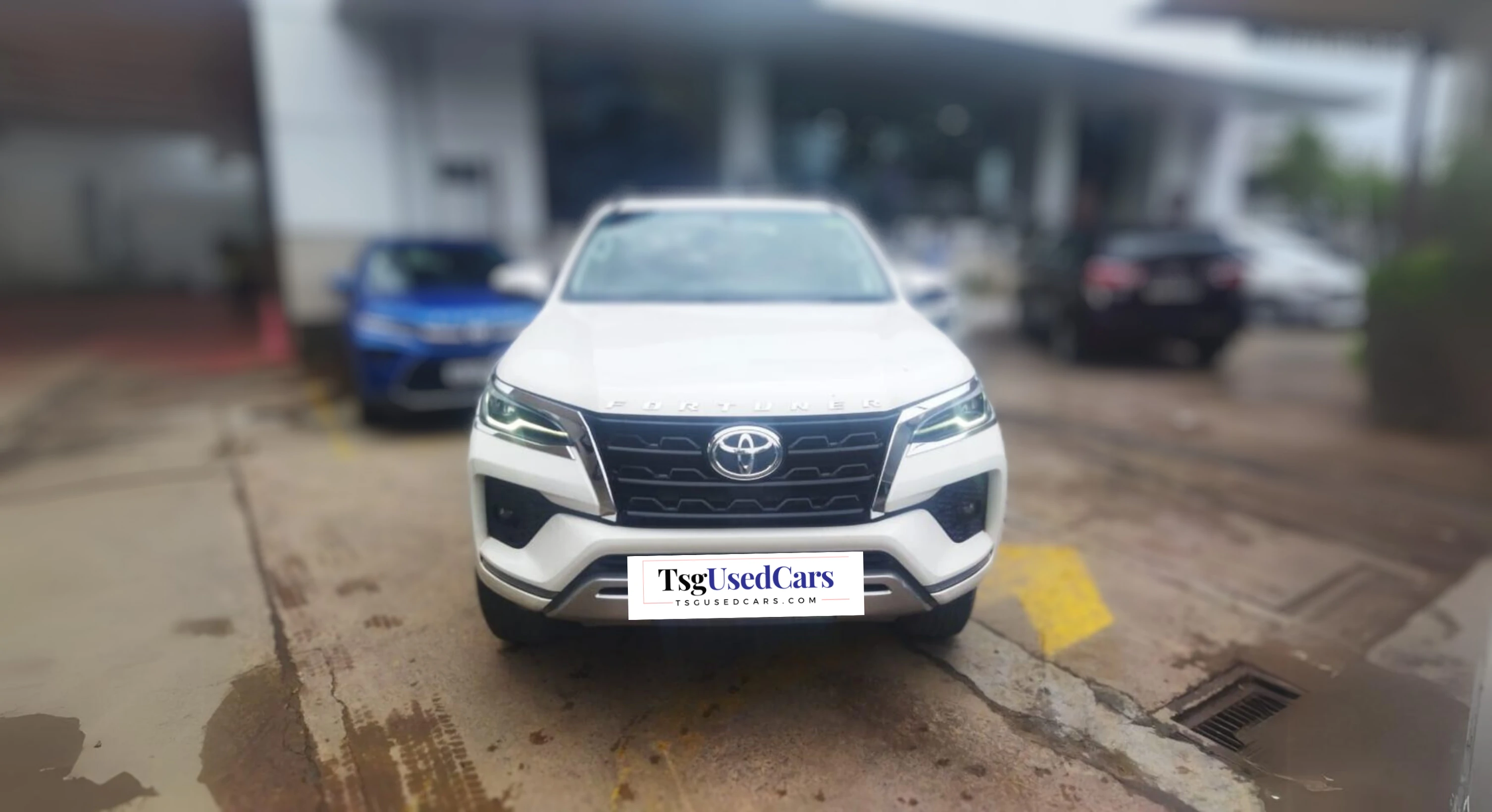 TOYOTA MOTORS	FORTUNER 4*2 MT