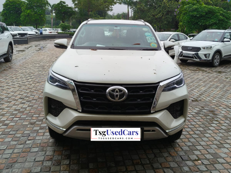 TOYOTA MOTORS	FORTUNER	4*4 AT