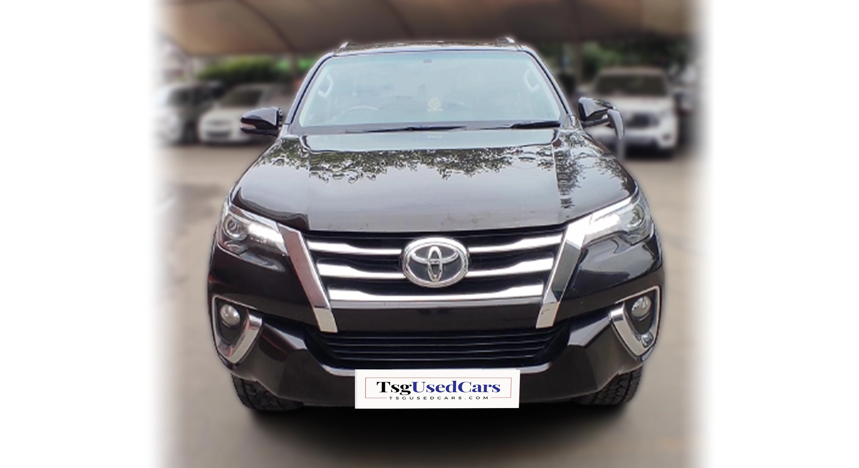 Toyota Fortuner 4*4 AT Car