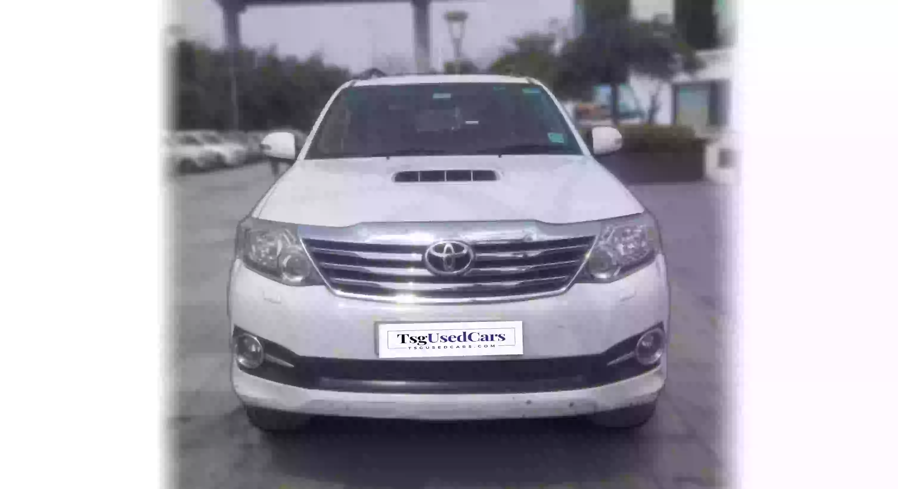TOYOTA FORTUNER 4*2 AT 2014